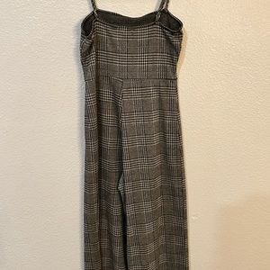 Adorable Heart Hips plaid jumpsuit size Large